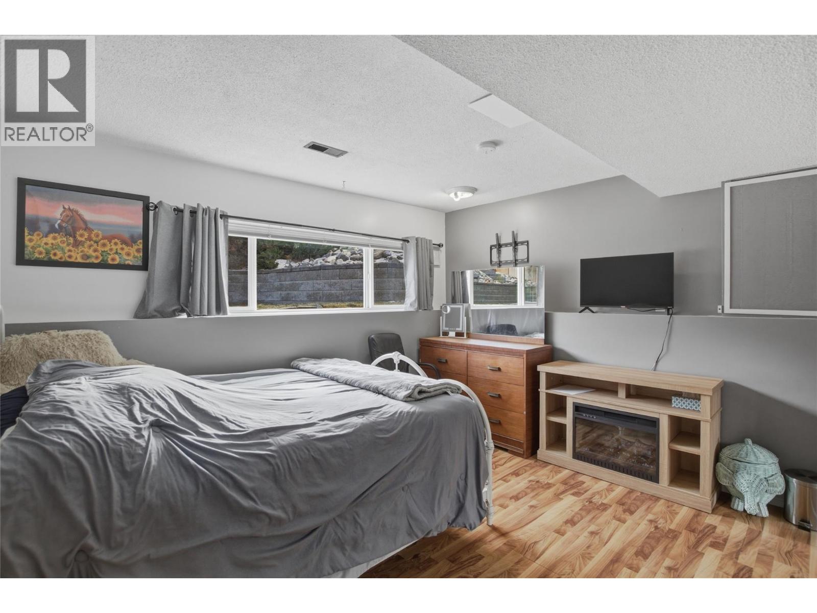 299 GORDONHORN Crescent - 25