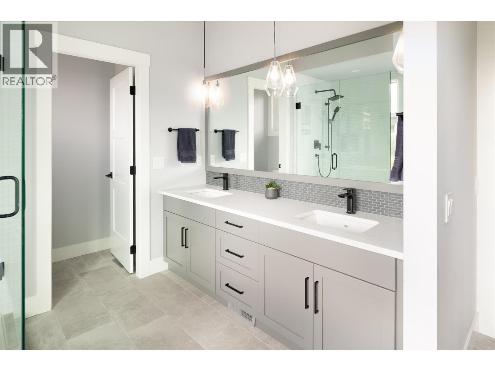 3580 Boxwood Road - 48