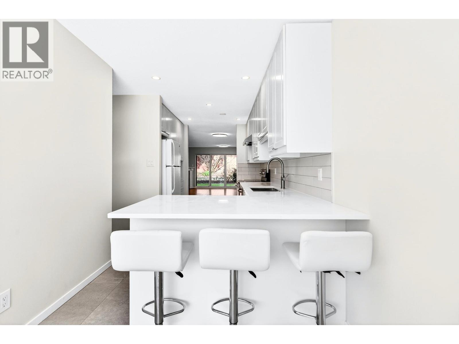 7 20985 CAMWOOD AVENUE, Maple Ridge