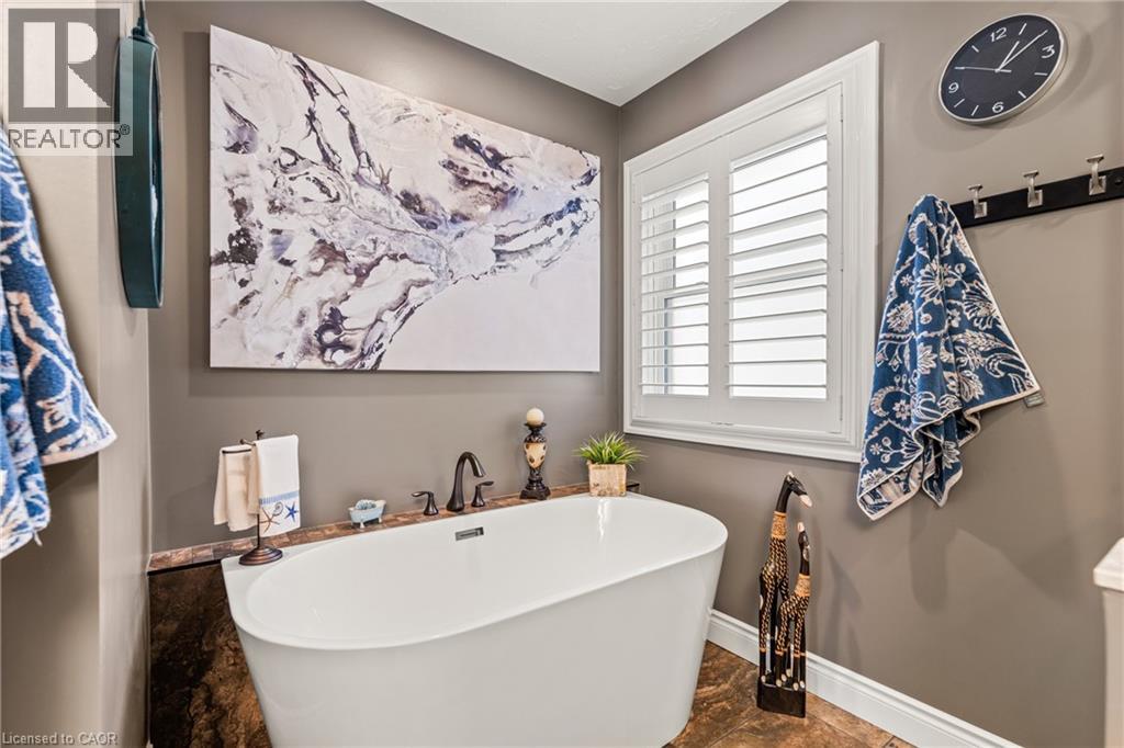 71 SANTA MARIA Drive, Cambridge, Ontario, N1R8A2 — Photo 27