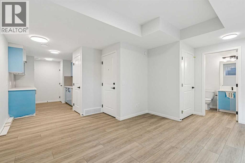 Single Family House for Sale in  Belmont Heath SW Belmont Calgary 