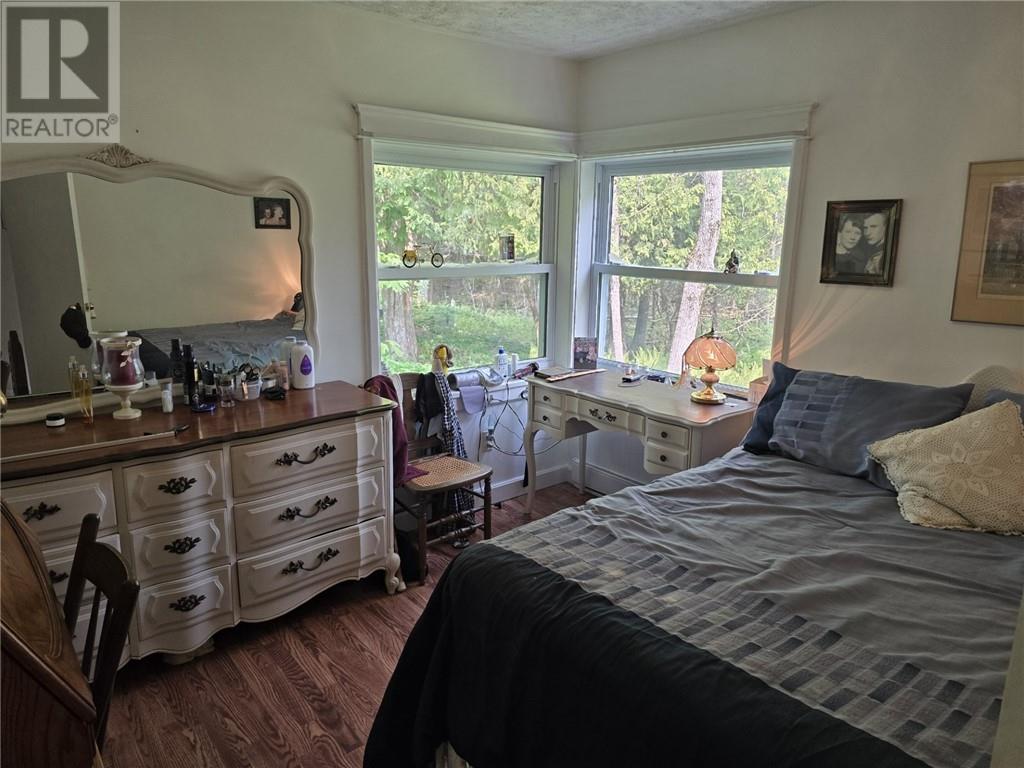 102 A WATER ST - 19
