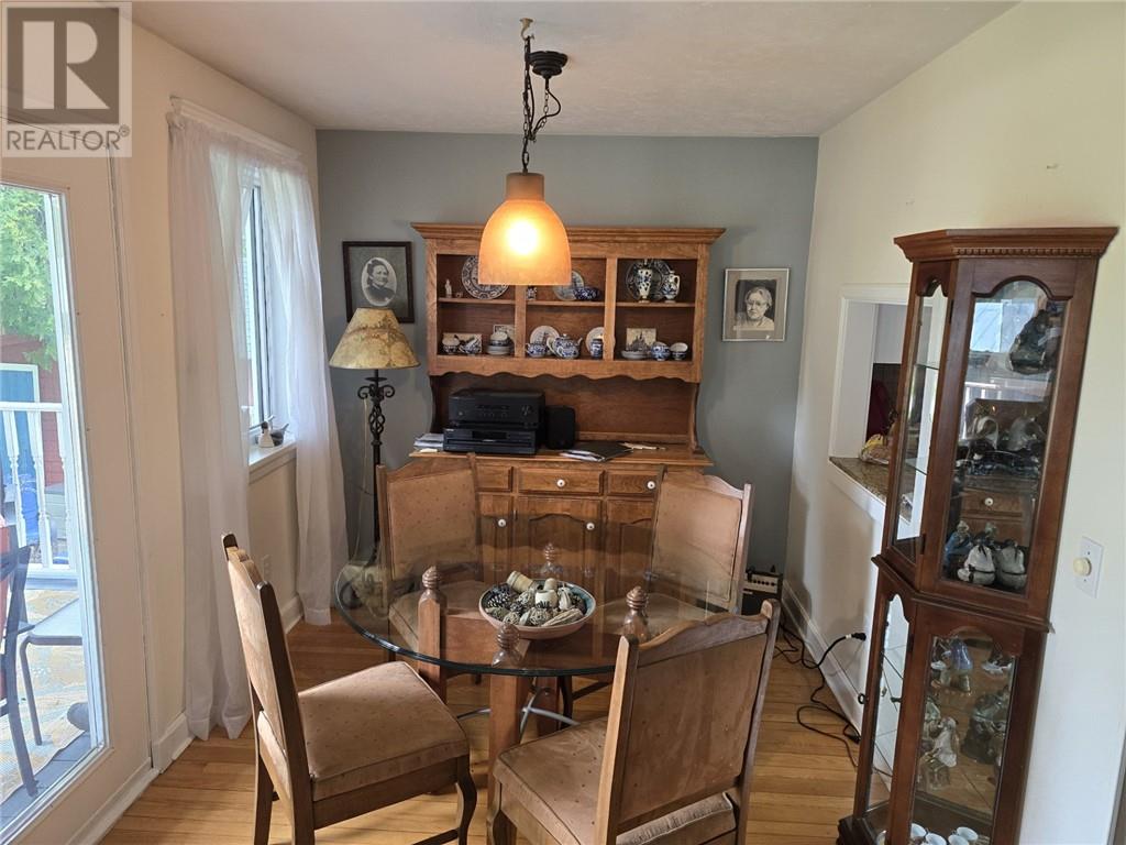 102 A WATER ST - 25