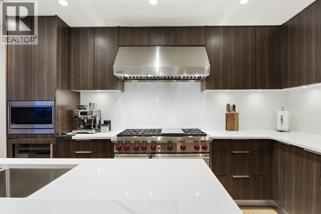 Single Family House for Sale in   Waterfront Court SW Chinatown Calgary 