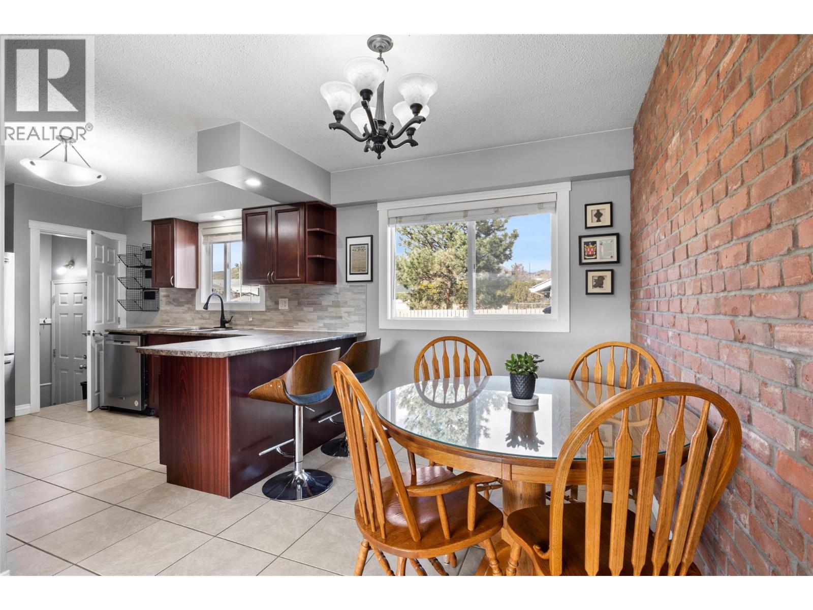 824 Sudbury Avenue, Kamloops