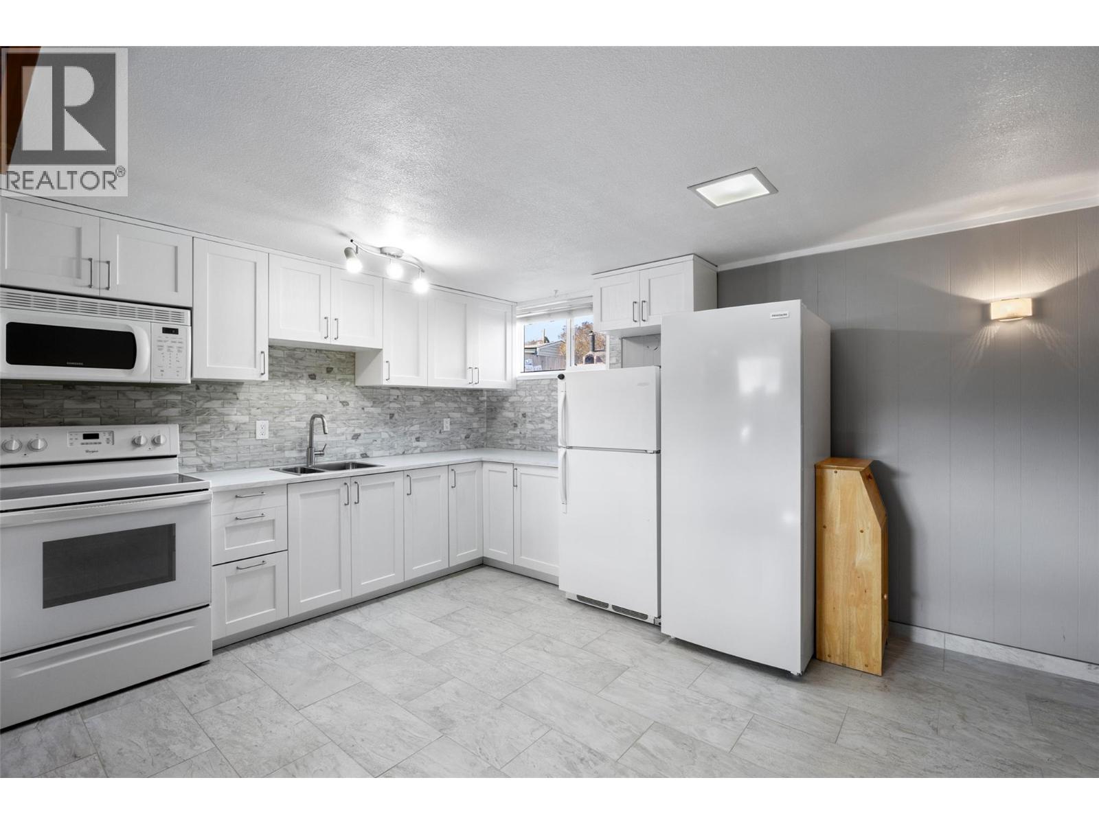 824 Sudbury Avenue, Kamloops