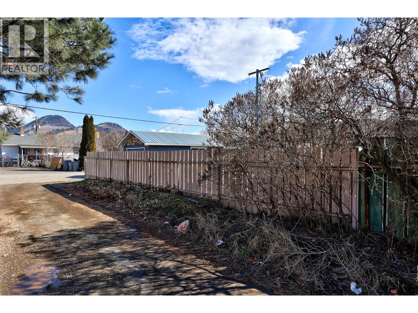 824 Sudbury Avenue, Kamloops