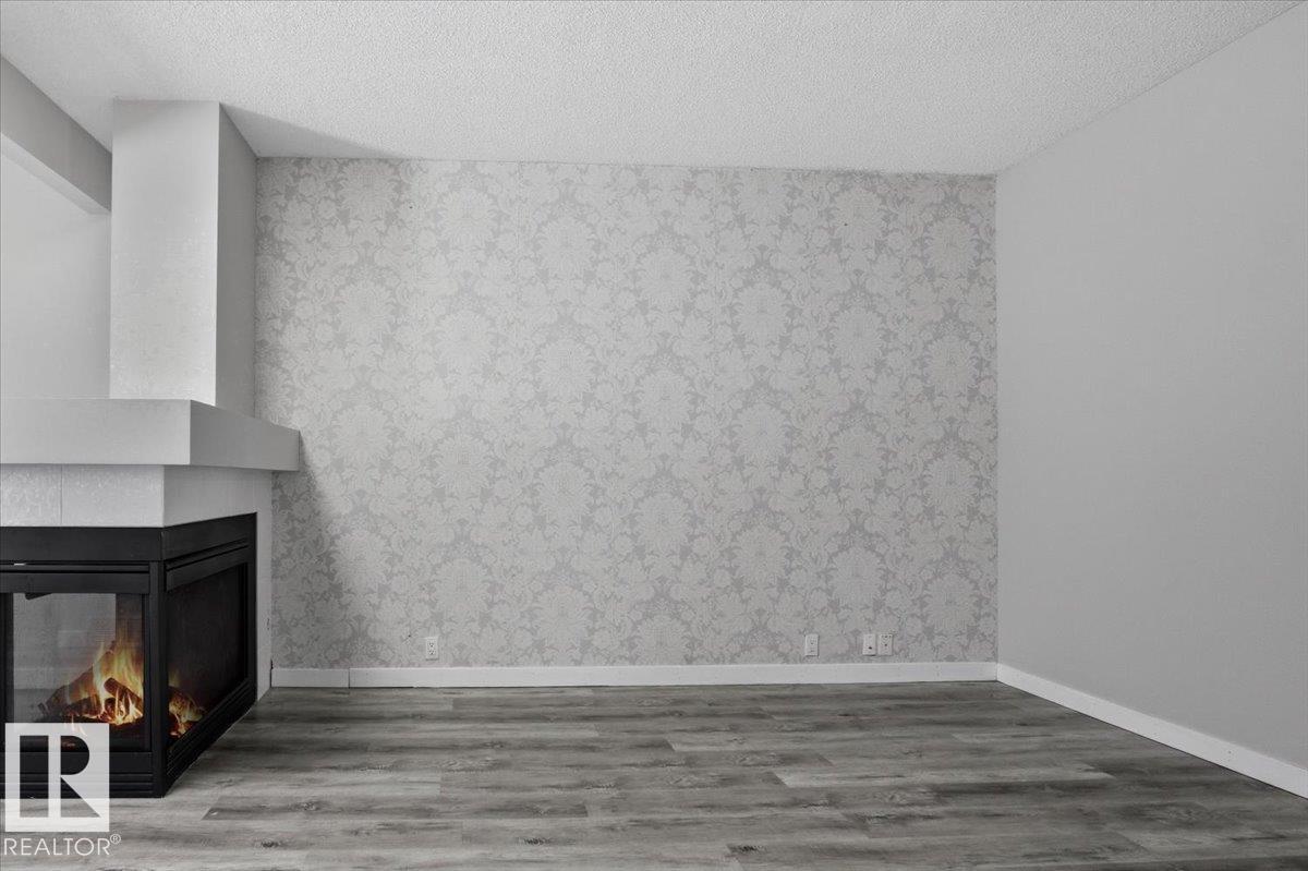 Single Family House for Sale in #   AV NW NW Edmonton 