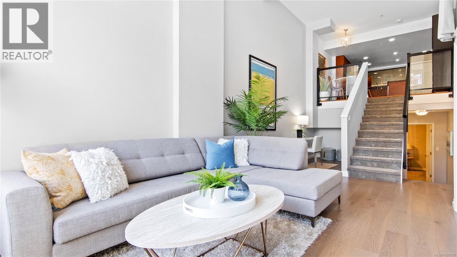 102 866 Goldstream Avenue, Langford