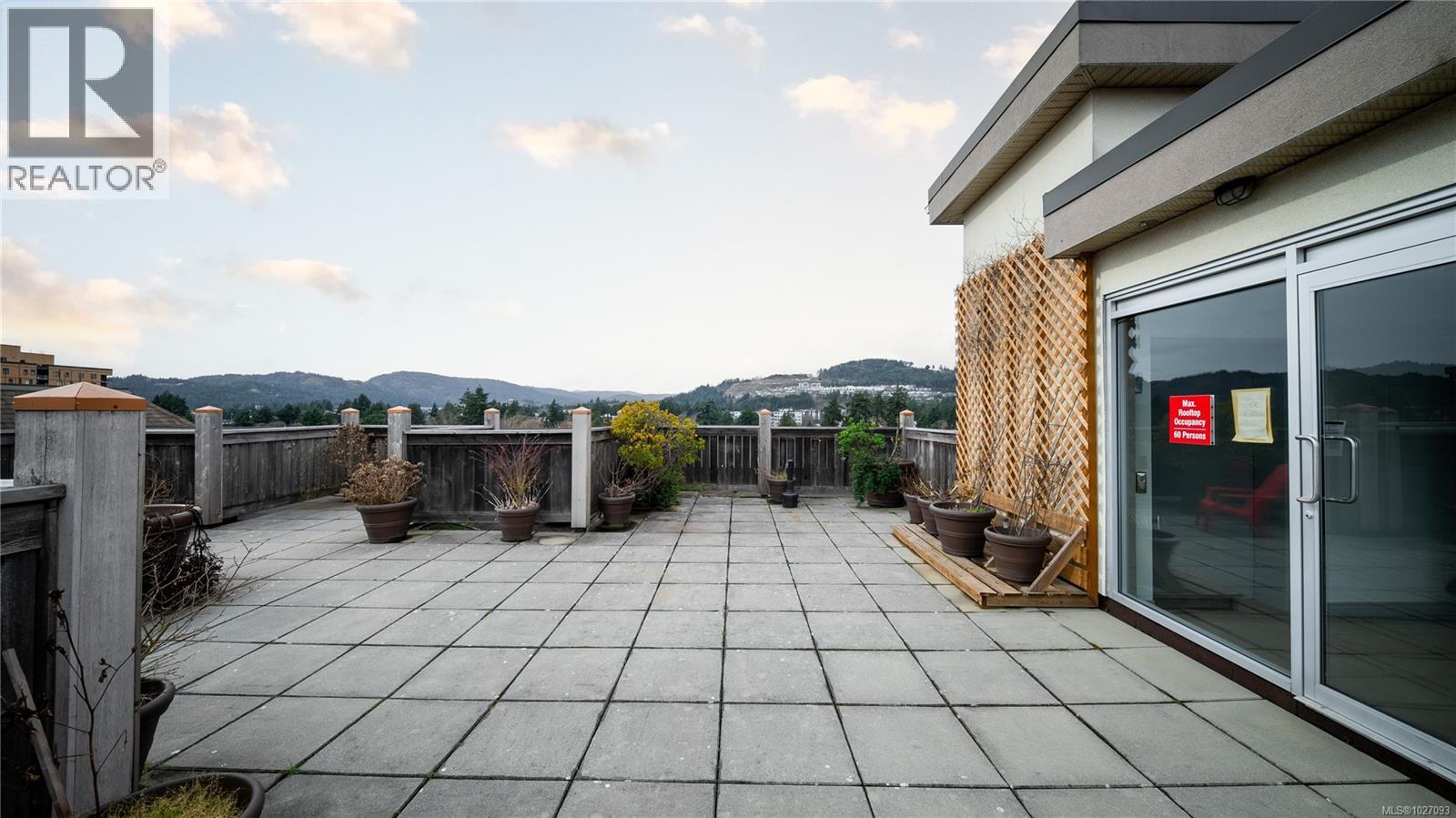 102 866 Goldstream Avenue, Langford