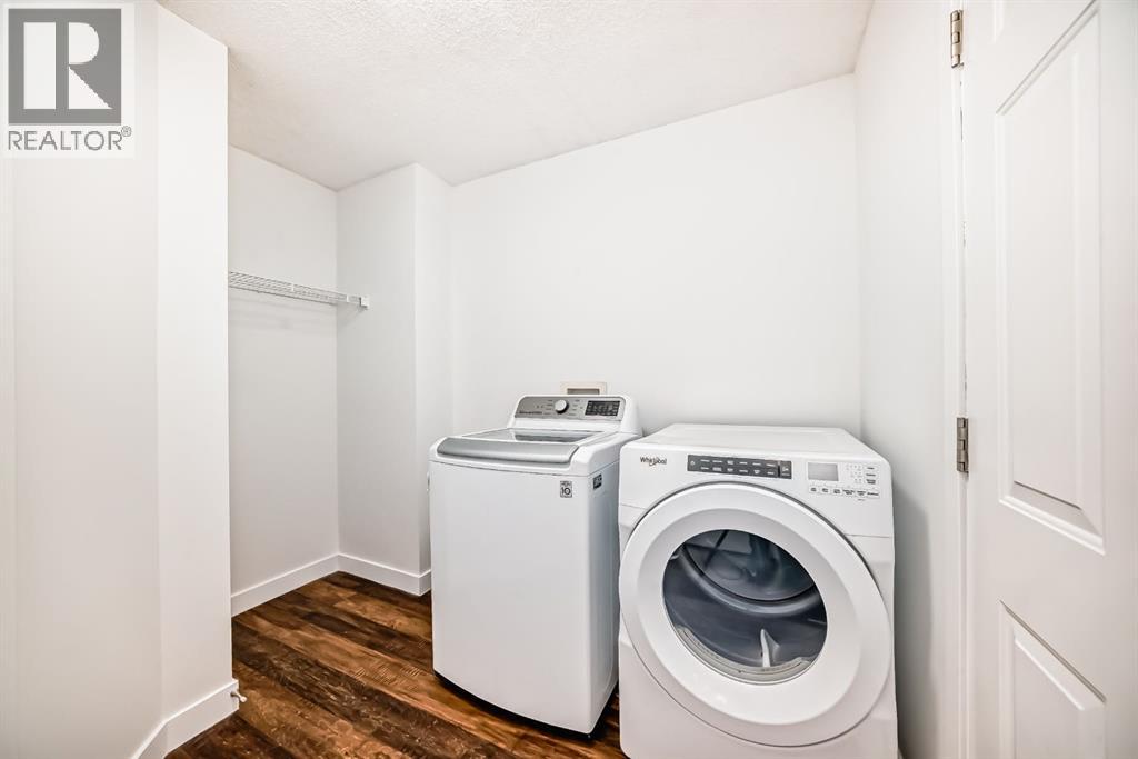 Single Family House for Sale in  Bridlepost Green SW Bridlewood Calgary 