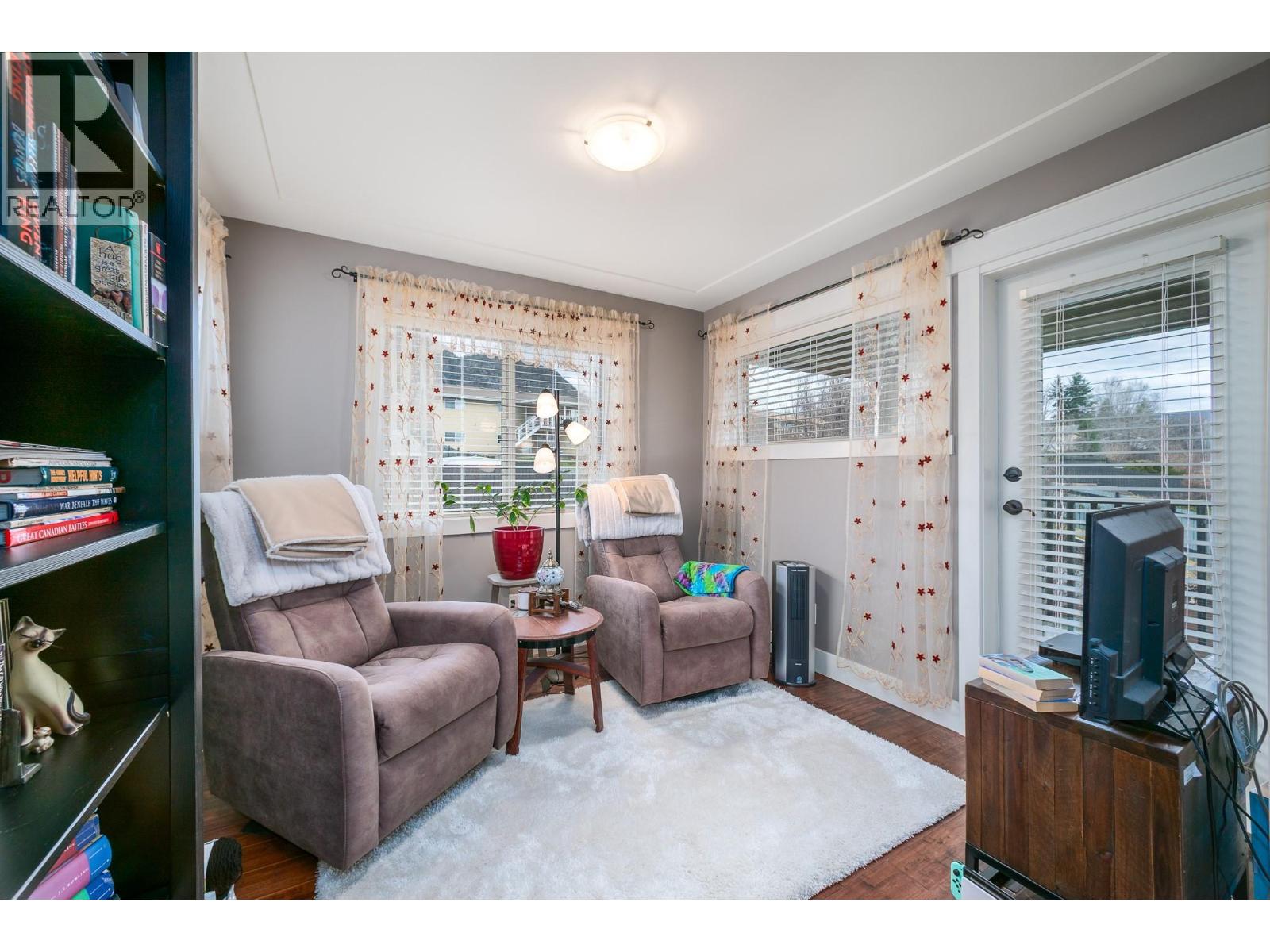 1321 Black Mountain Crescent - 31