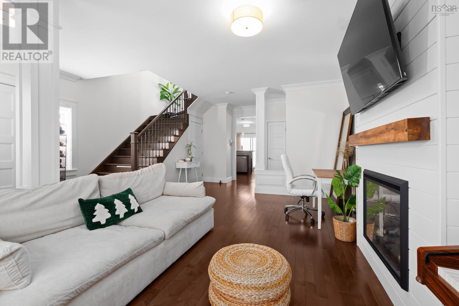 Property 19 of 26 of 135 Maple Grove Avenue