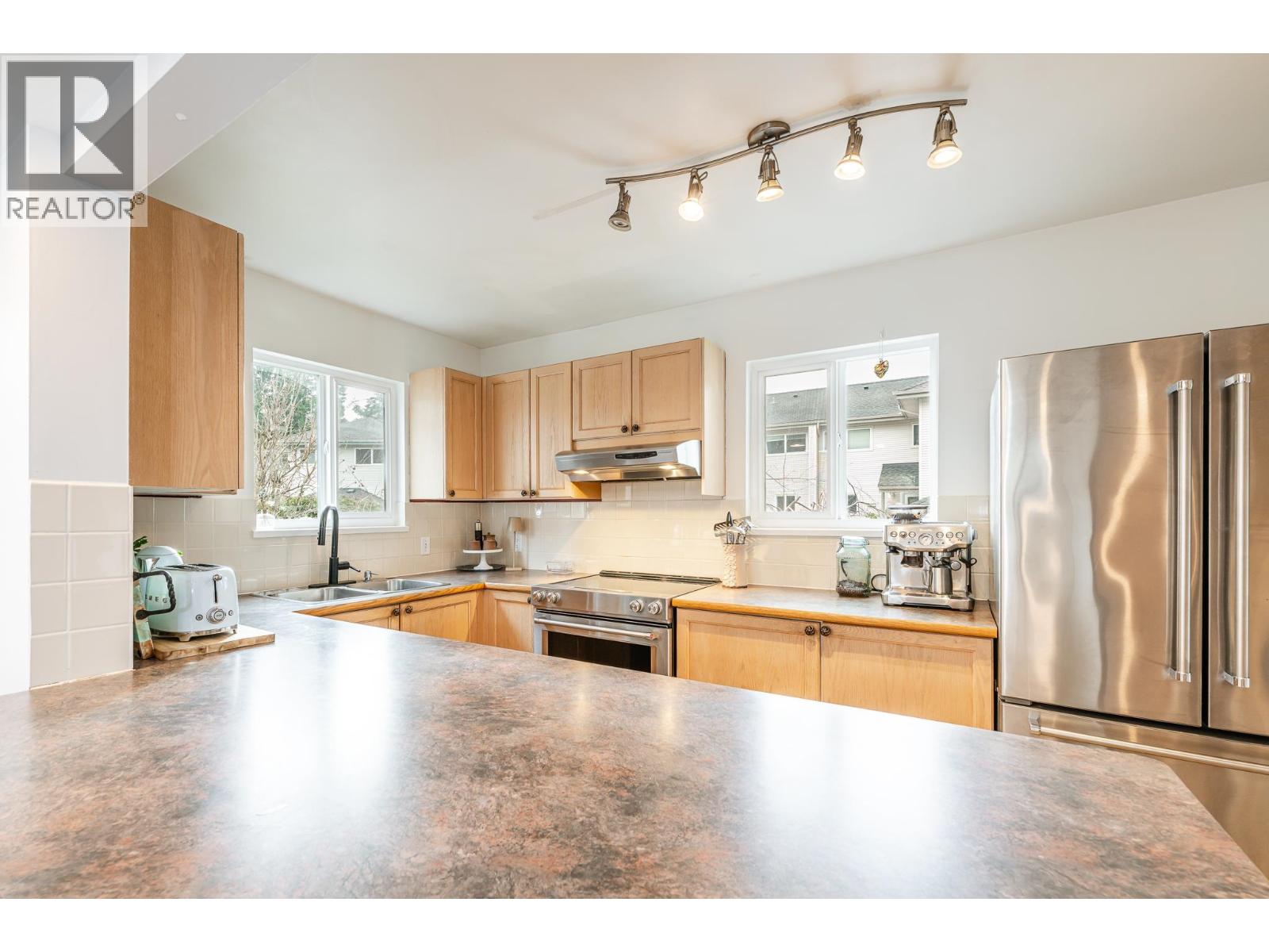 22 41449 GOVERNMENT ROAD, Squamish