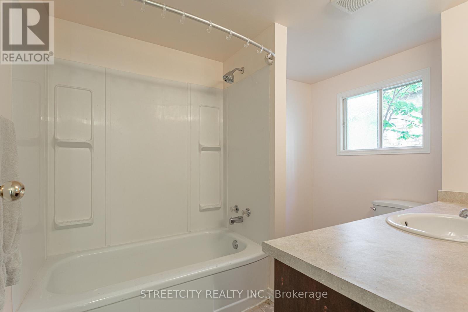 379 CENTRAL AVENUE - 16