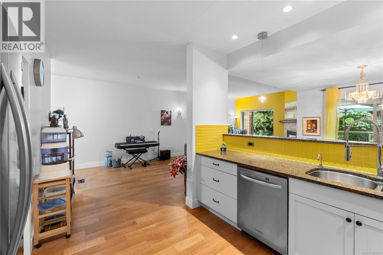 #309 1244 4TH AVE - 22