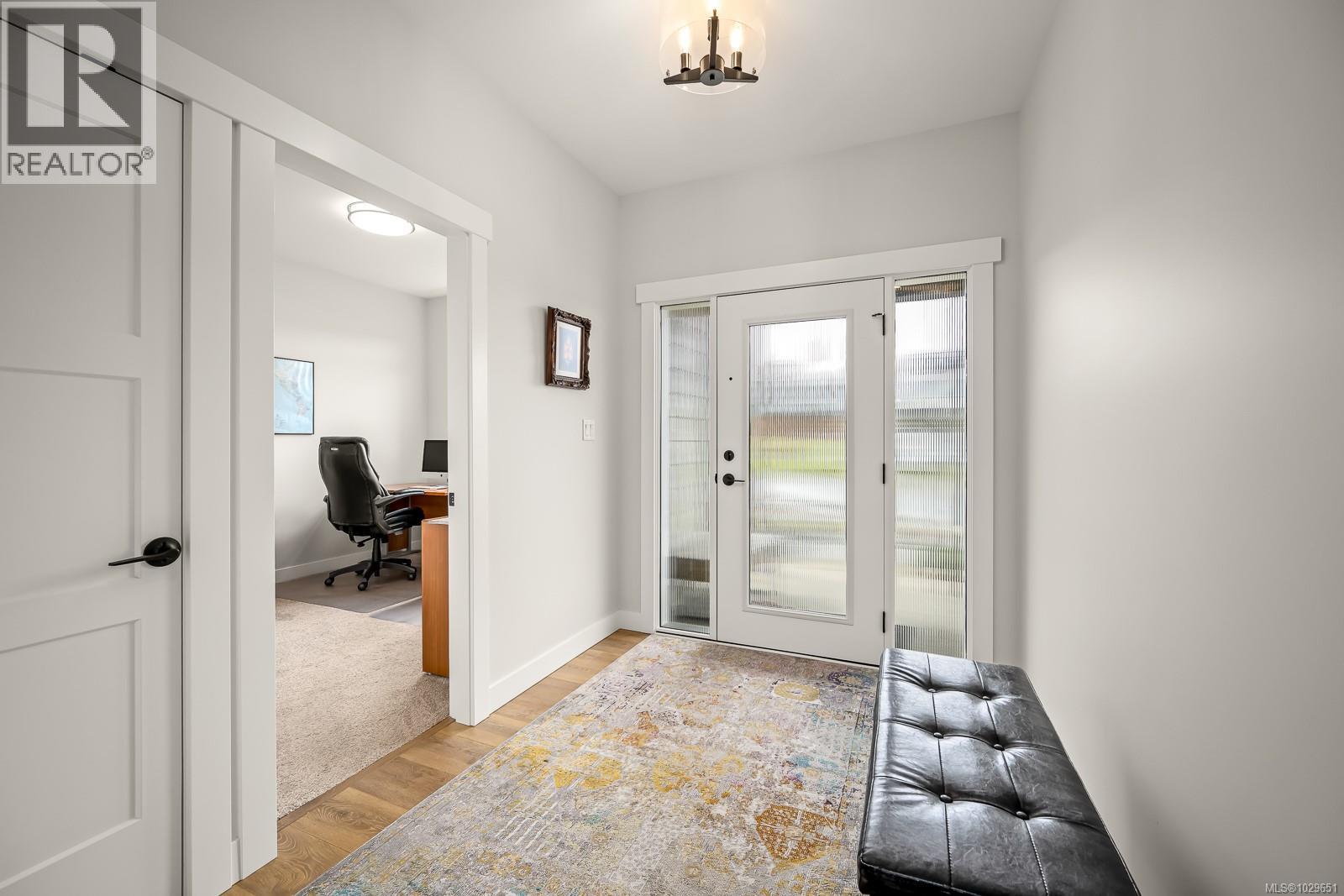 4076 CANTERBURY WAY - 10