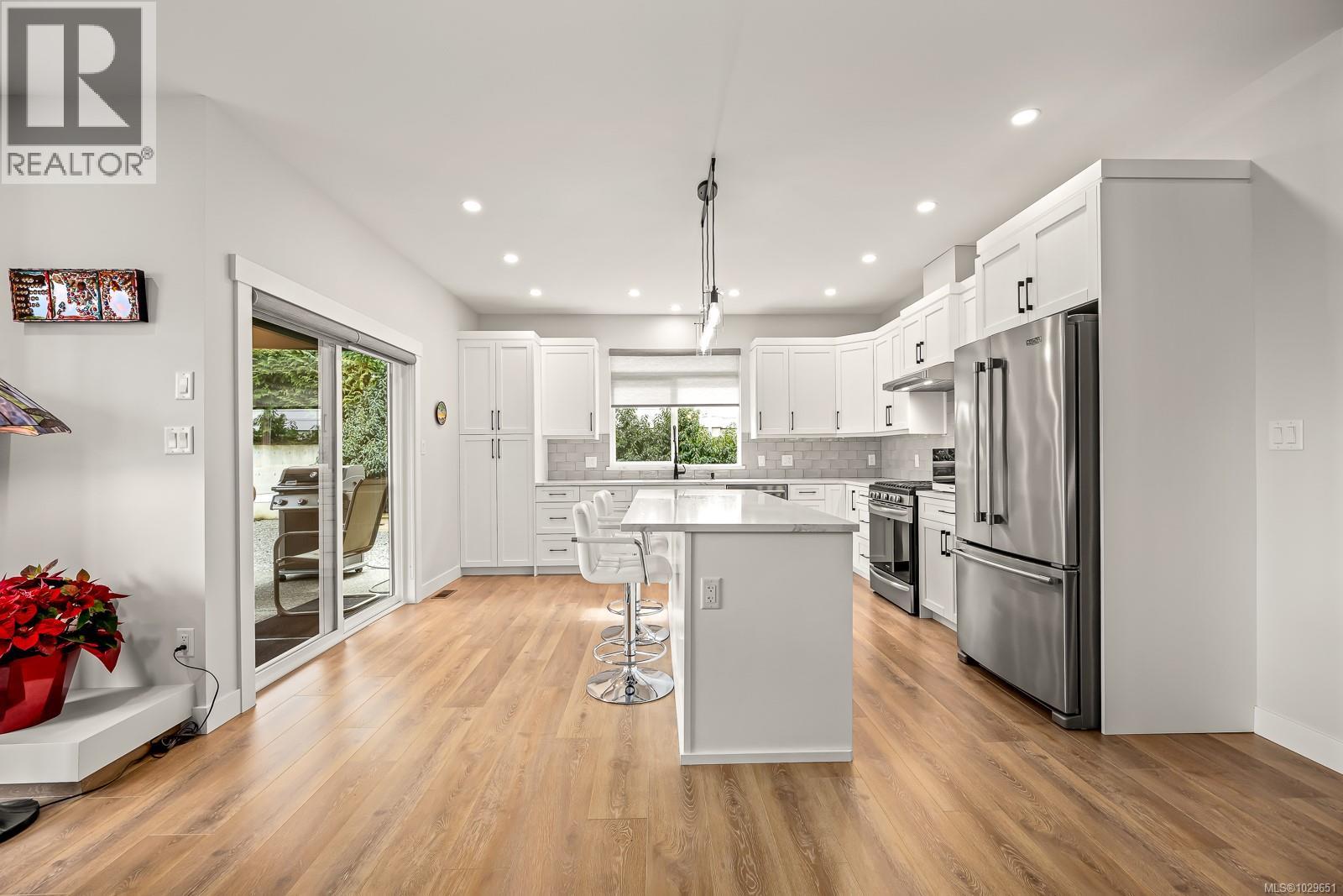 4076 CANTERBURY WAY - 7