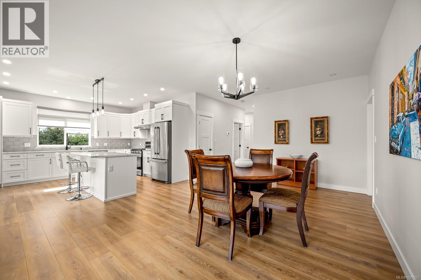 4076 CANTERBURY WAY - 9