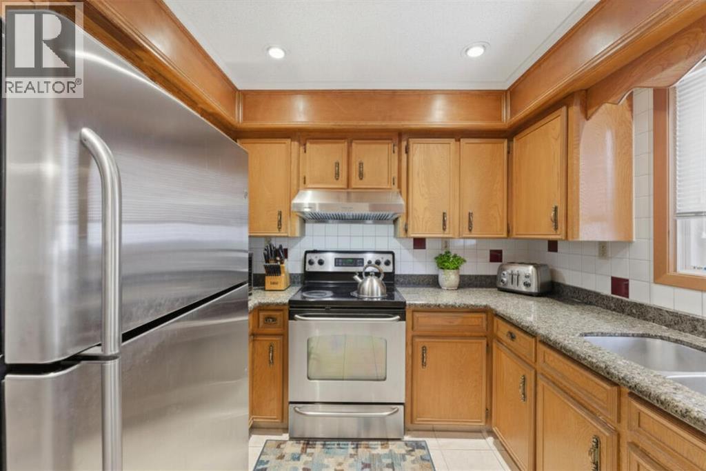 Single Family House 4 Level for Sale in  Woodstock Way SW Woodlands Calgary 