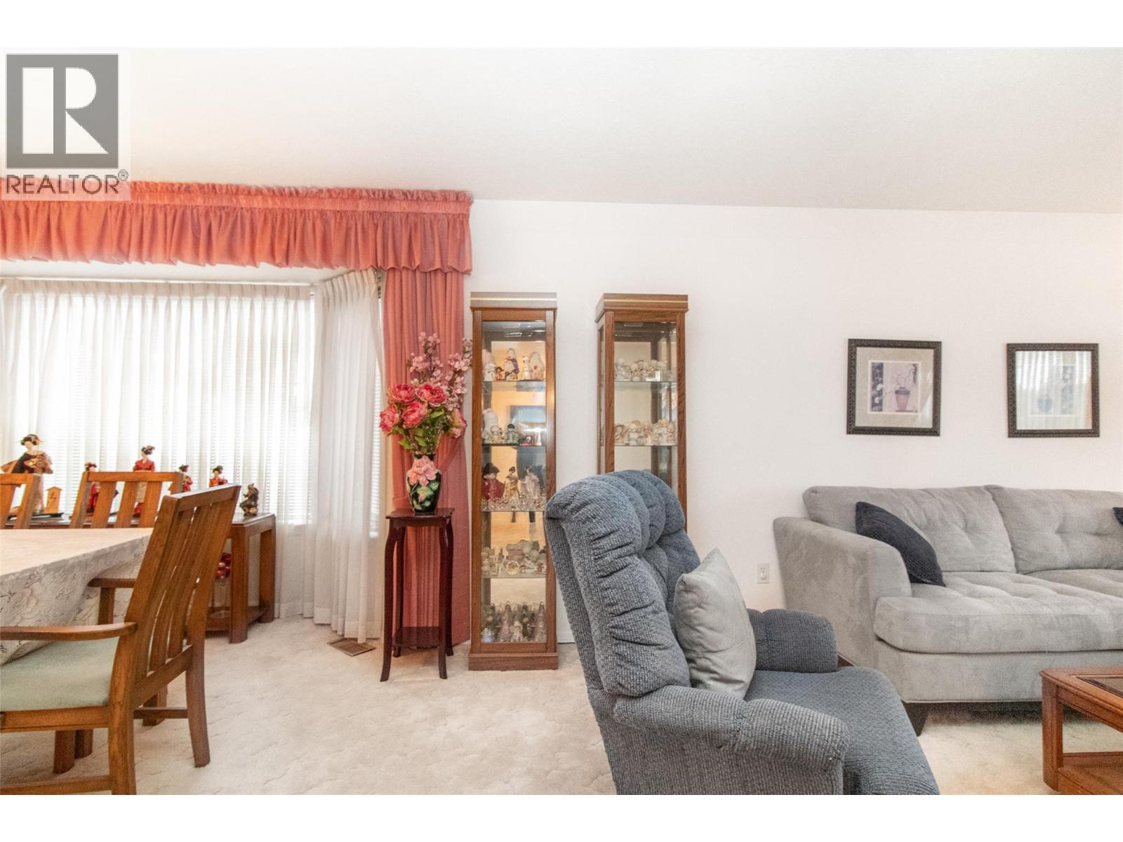  624 Cassiar Crescent, Kelowna