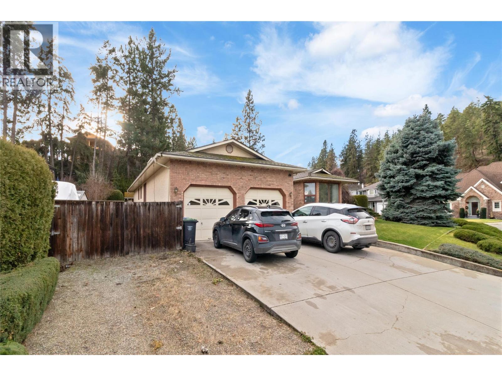  624 Cassiar Crescent, Kelowna