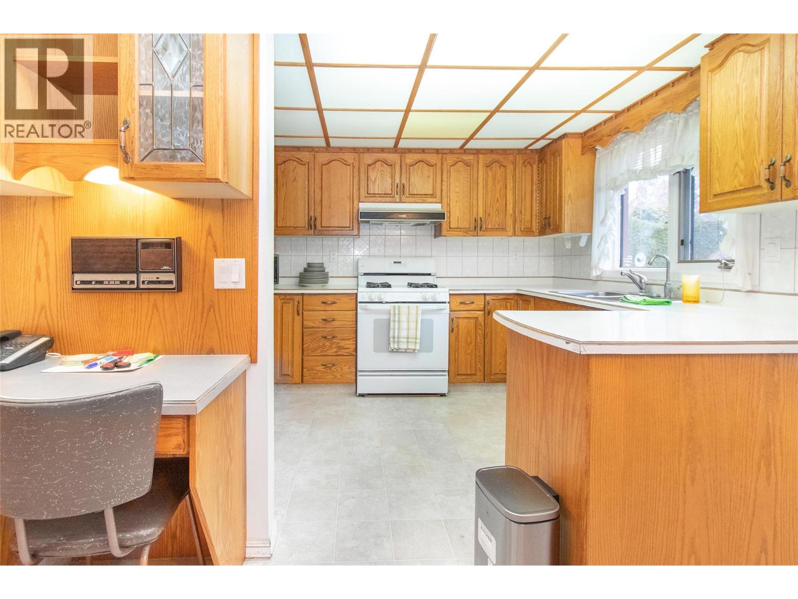  624 Cassiar Crescent, Kelowna