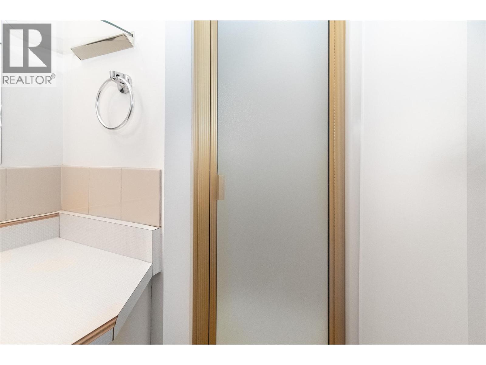  624 Cassiar Crescent, Kelowna