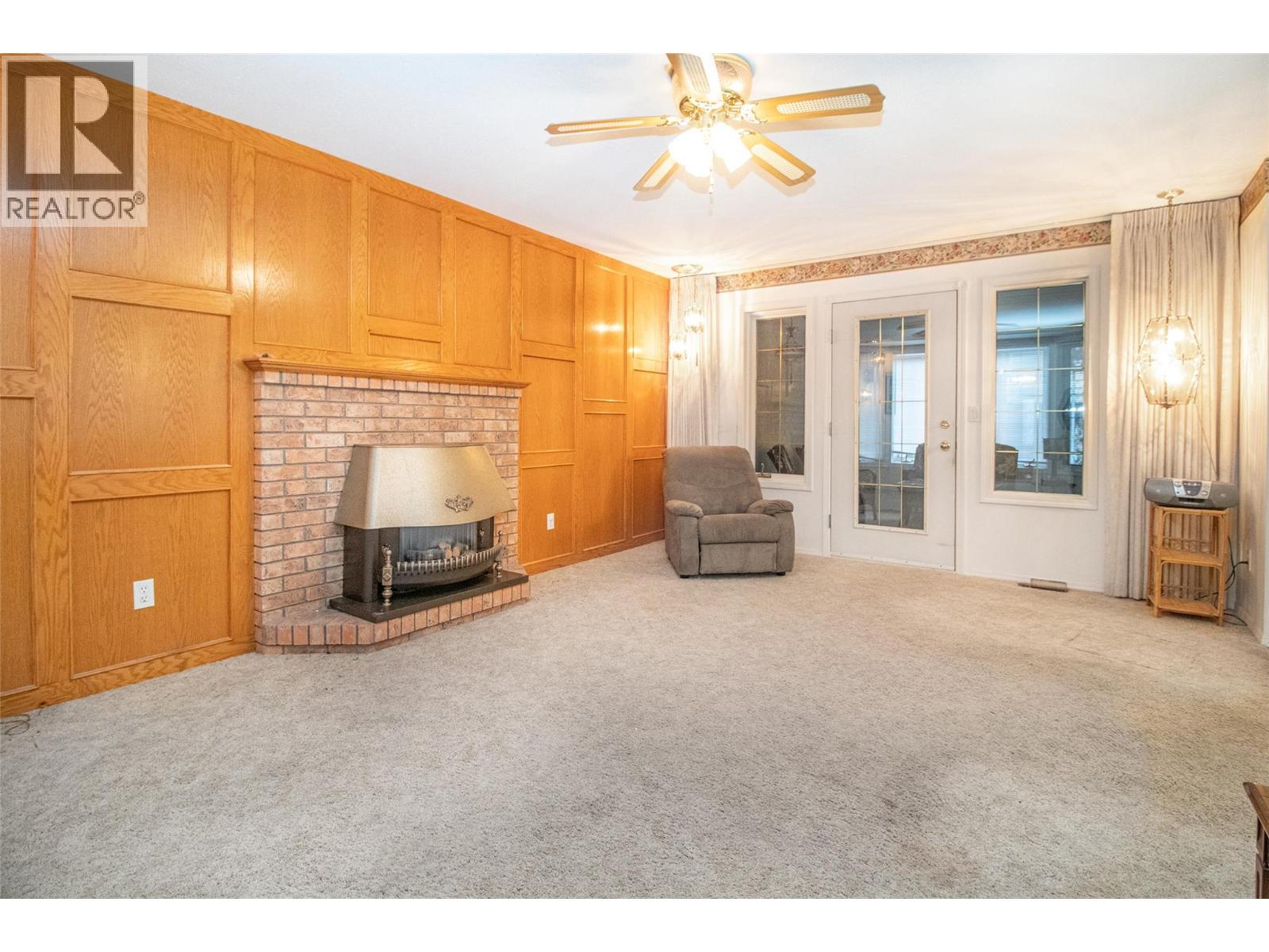  624 Cassiar Crescent, Kelowna