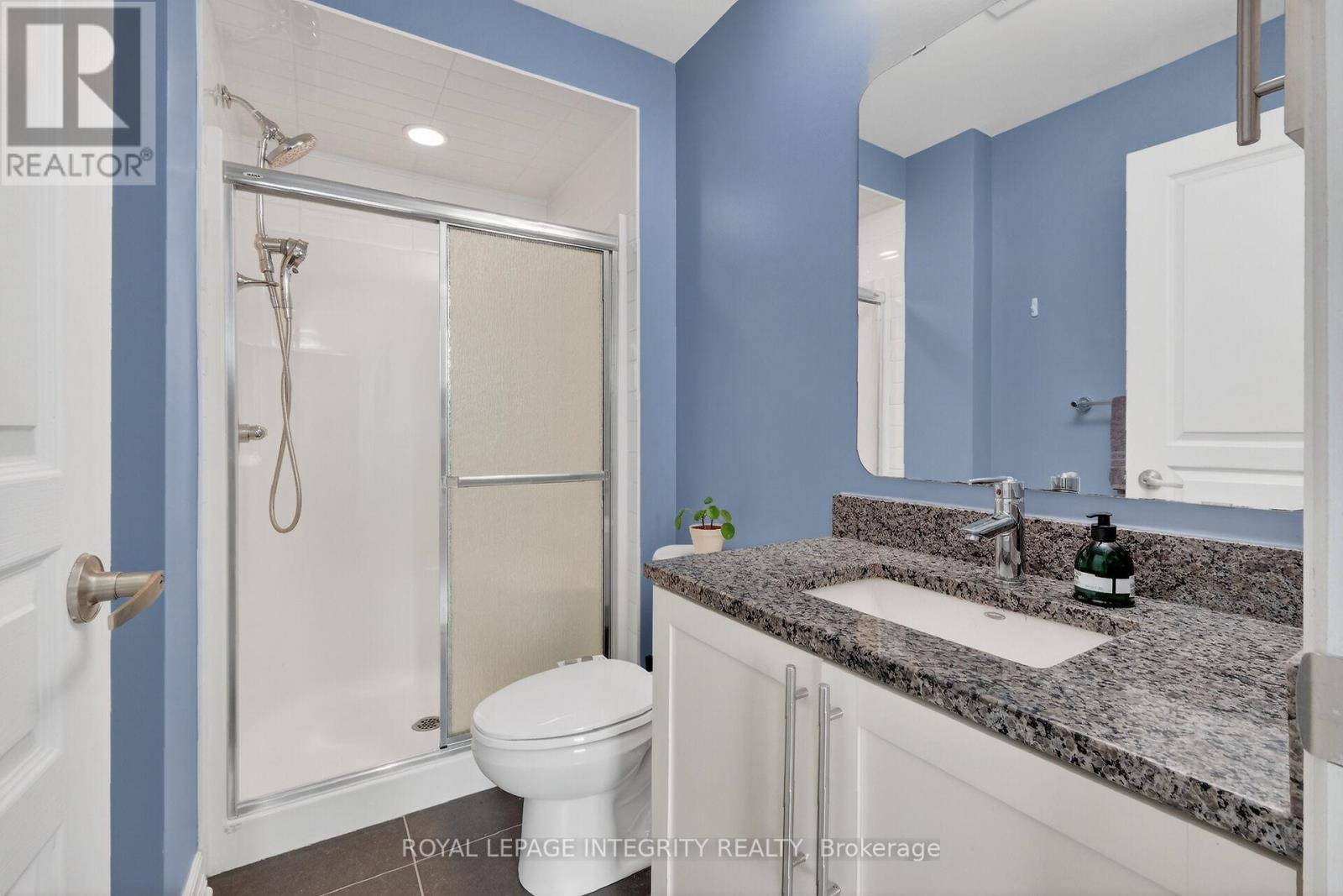 #416 238 BESSERER STREET - 21