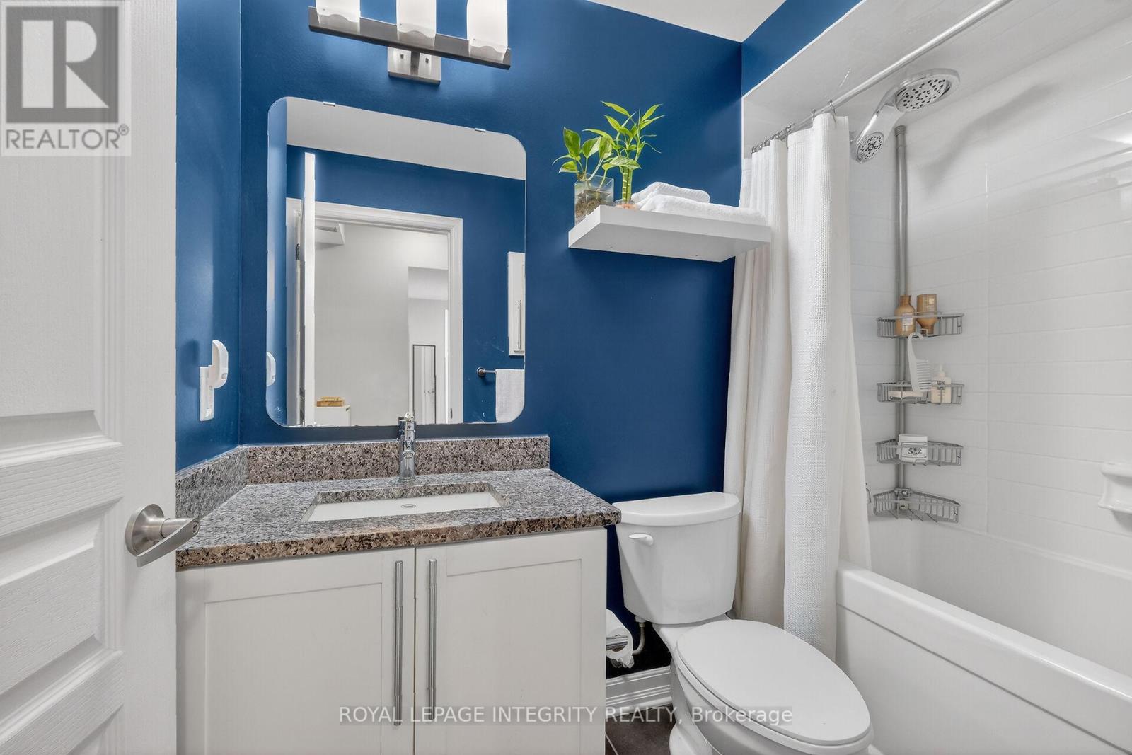 #416 238 BESSERER STREET - 24