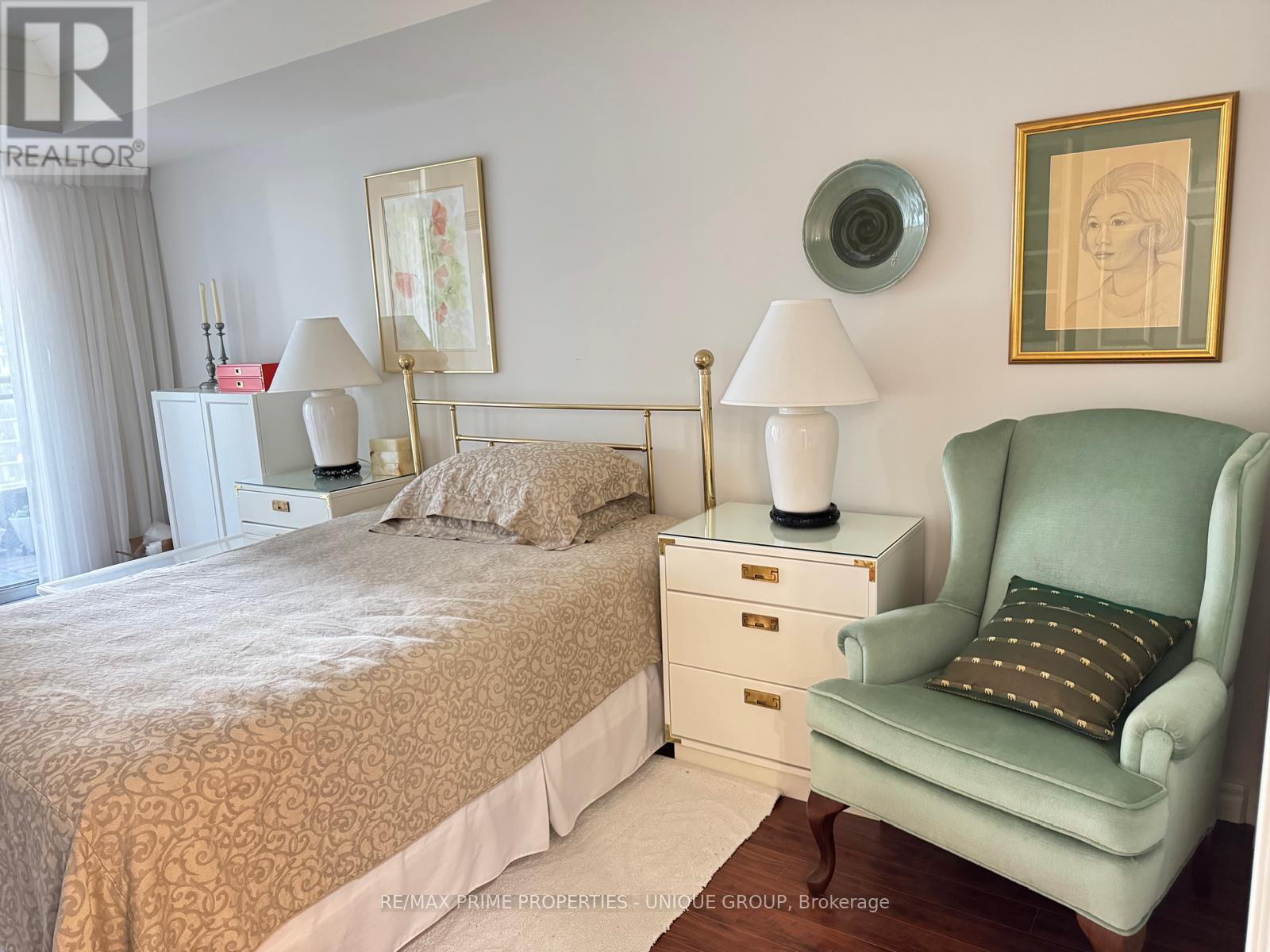 ##1711 256 DORIS AVENUE - 11