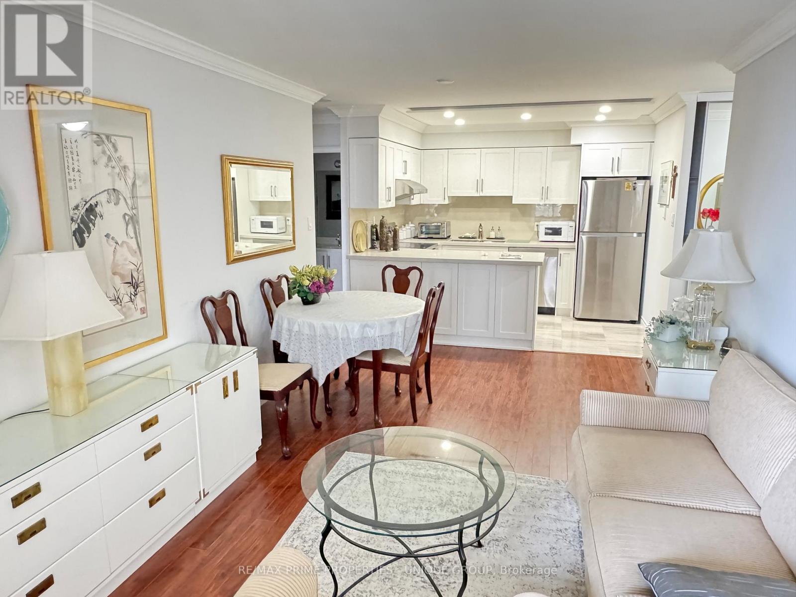 ##1711 256 DORIS AVENUE - 6