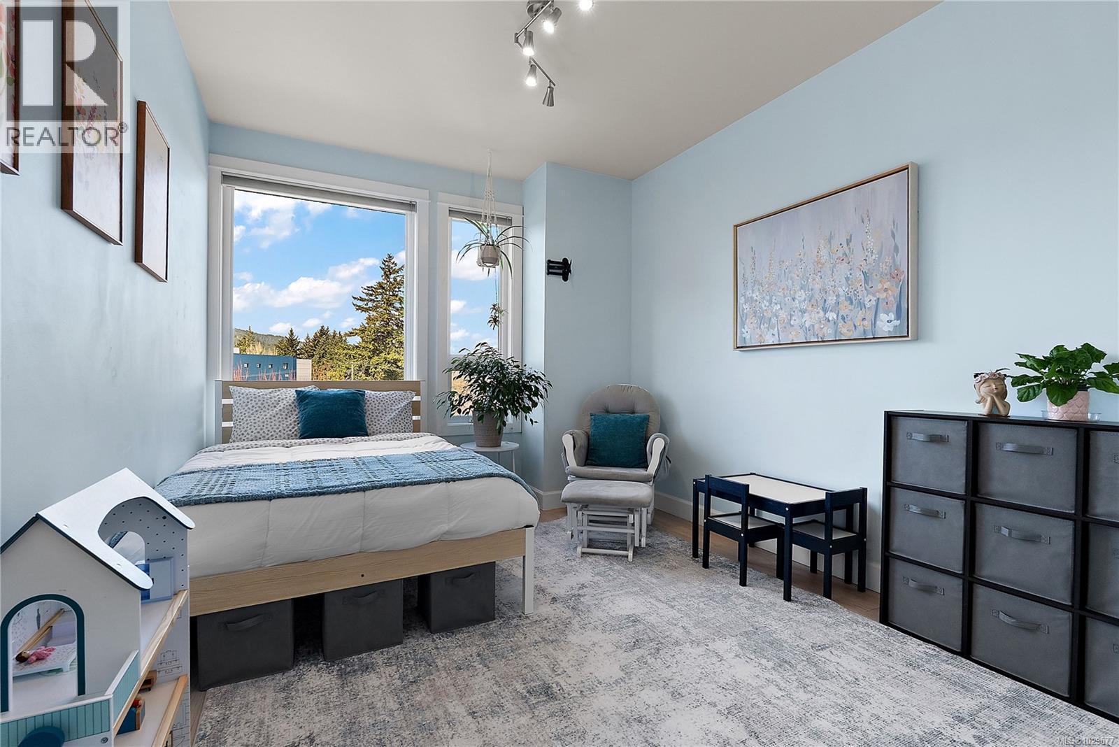 #207 3210 JACKLIN RD - 17