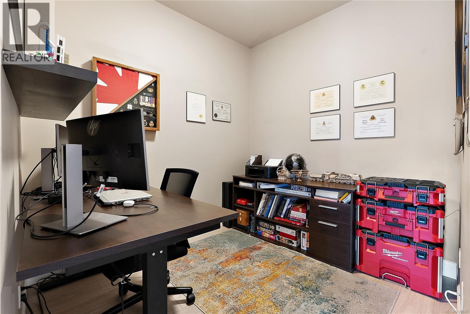 #207 3210 JACKLIN RD - 19