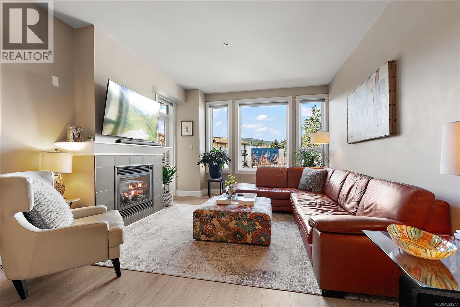 #207 3210 JACKLIN RD - Image 2