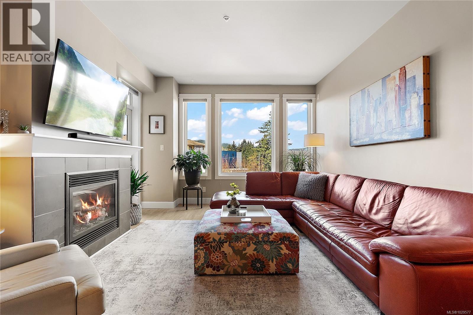 #207 3210 JACKLIN RD - Image 3