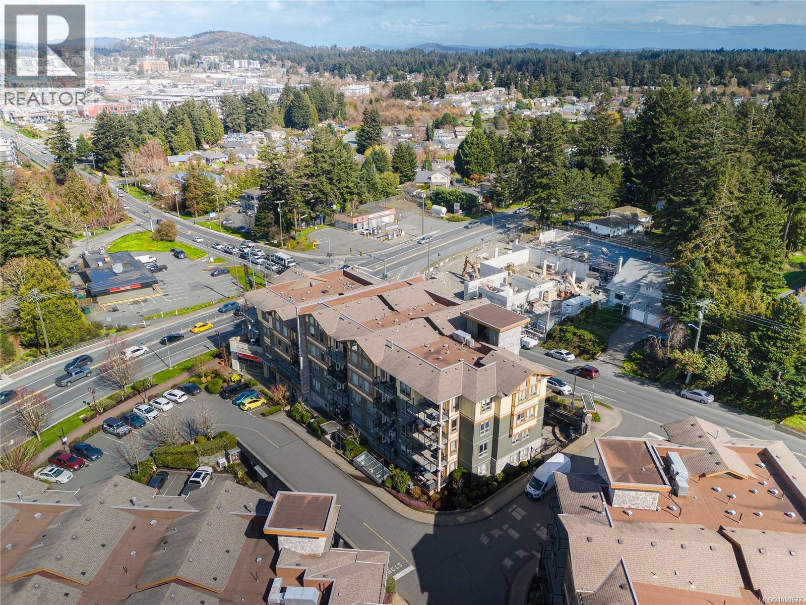 #207 3210 JACKLIN RD - 32