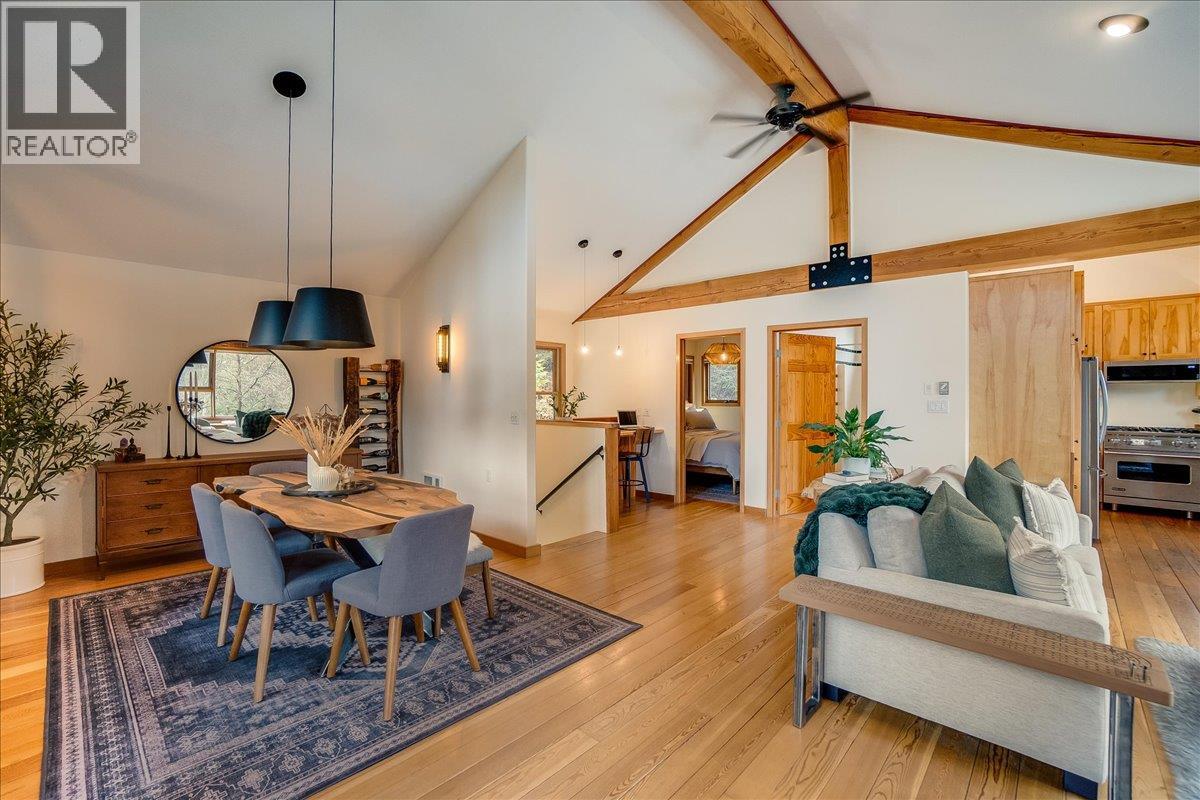  6575 6 Highway, New Denver