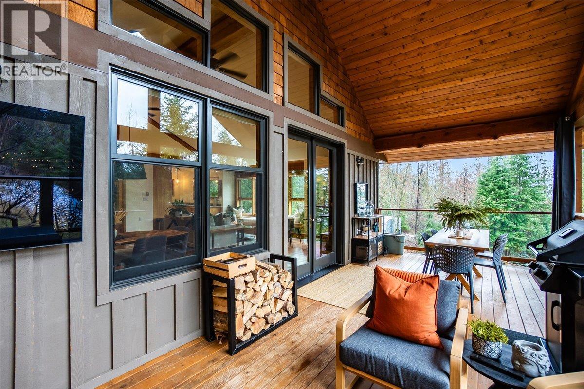  6575 6 Highway, New Denver