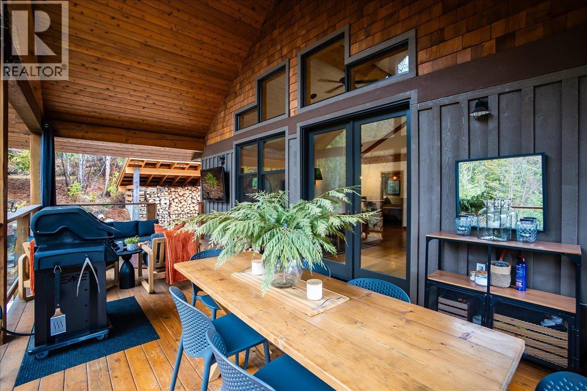  6575 6 Highway, New Denver