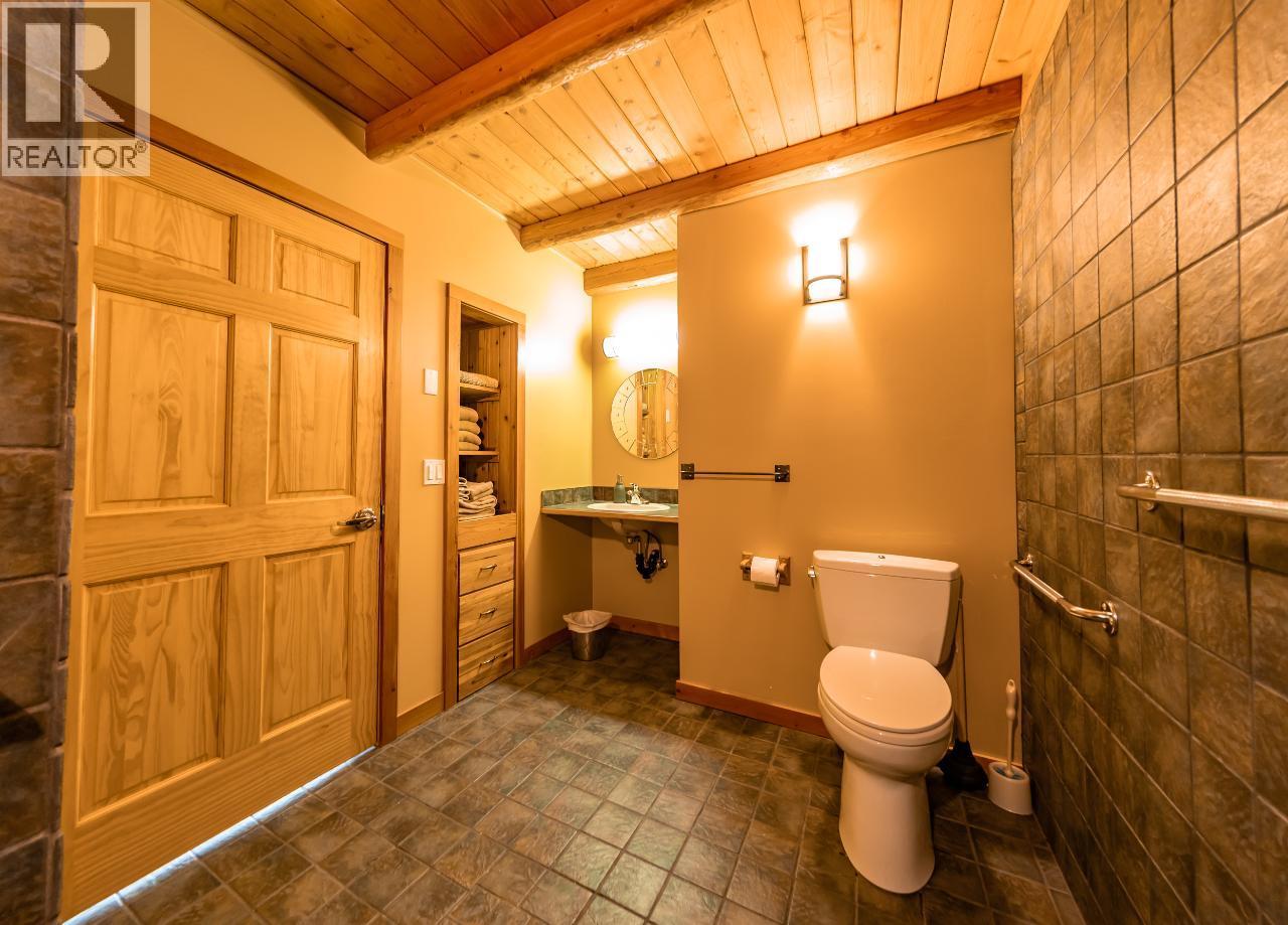  6575 6 Highway, New Denver