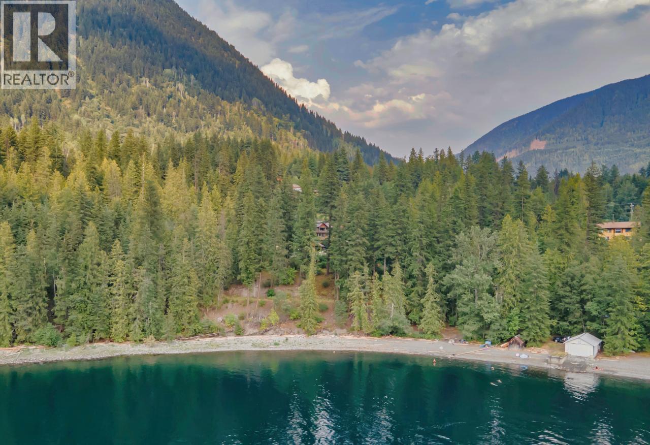  6575 6 Highway, New Denver