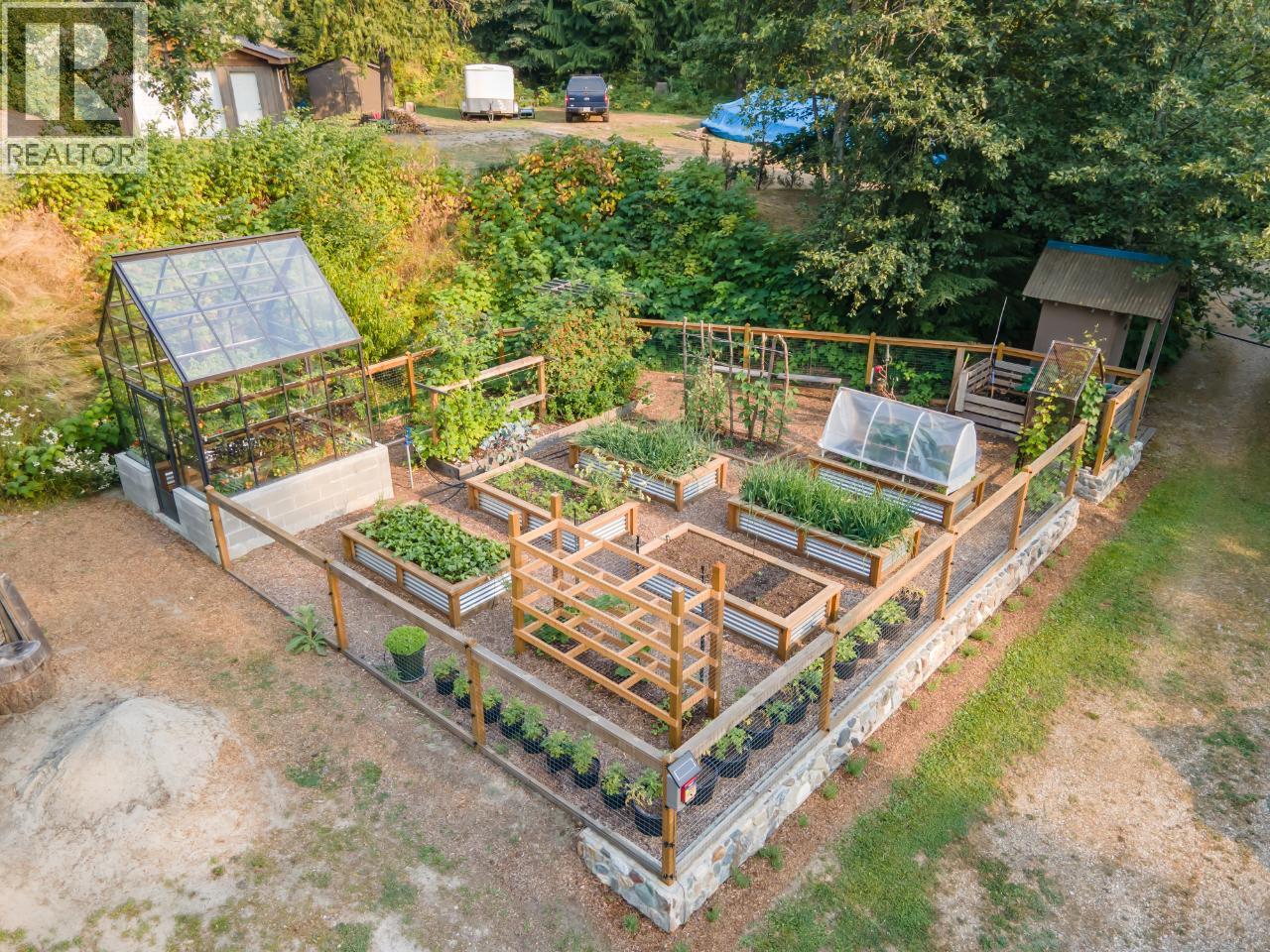  6575 6 Highway, New Denver