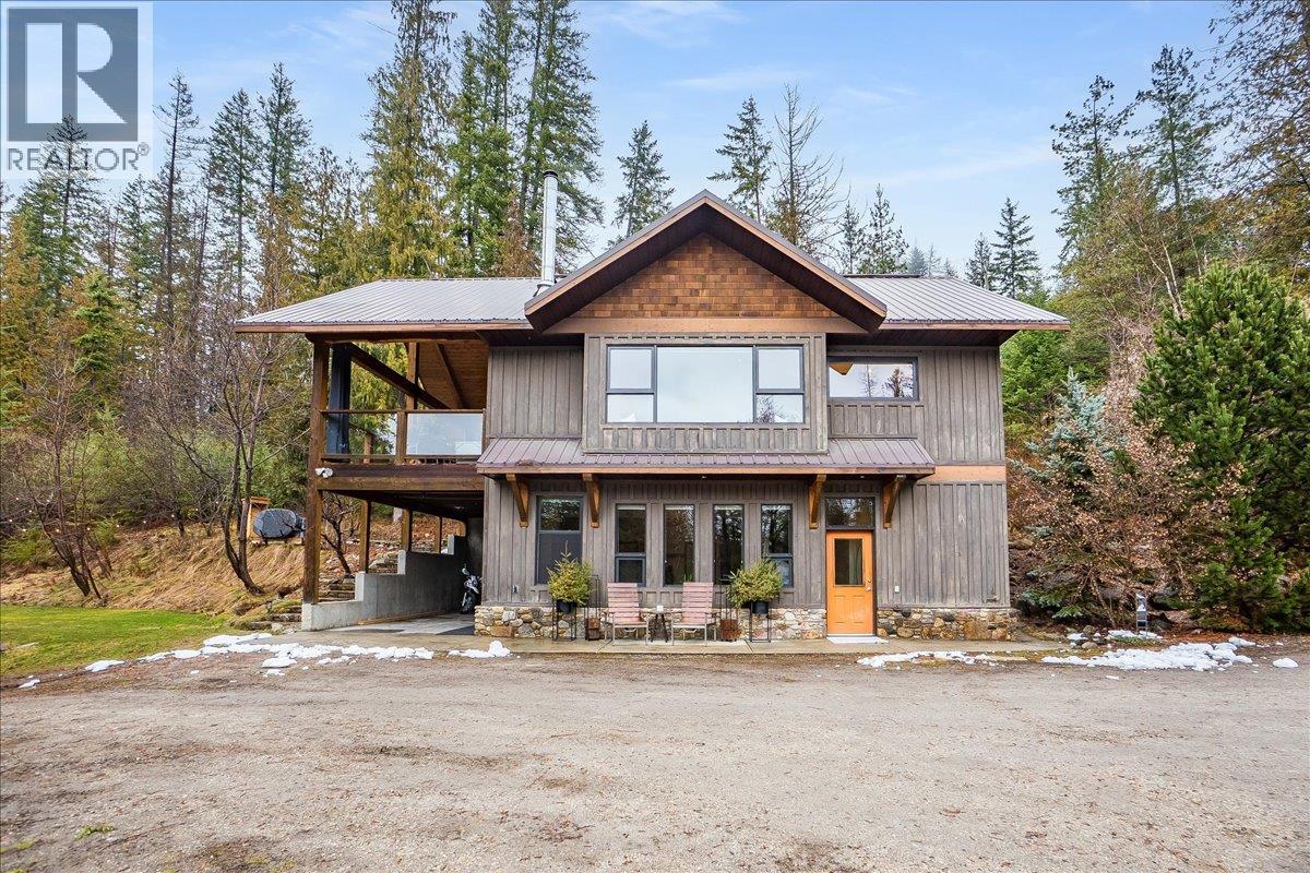  6575 6 Highway, New Denver