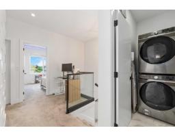 7065 194a Street, Surrey, BC V4N1N2 Photo 15