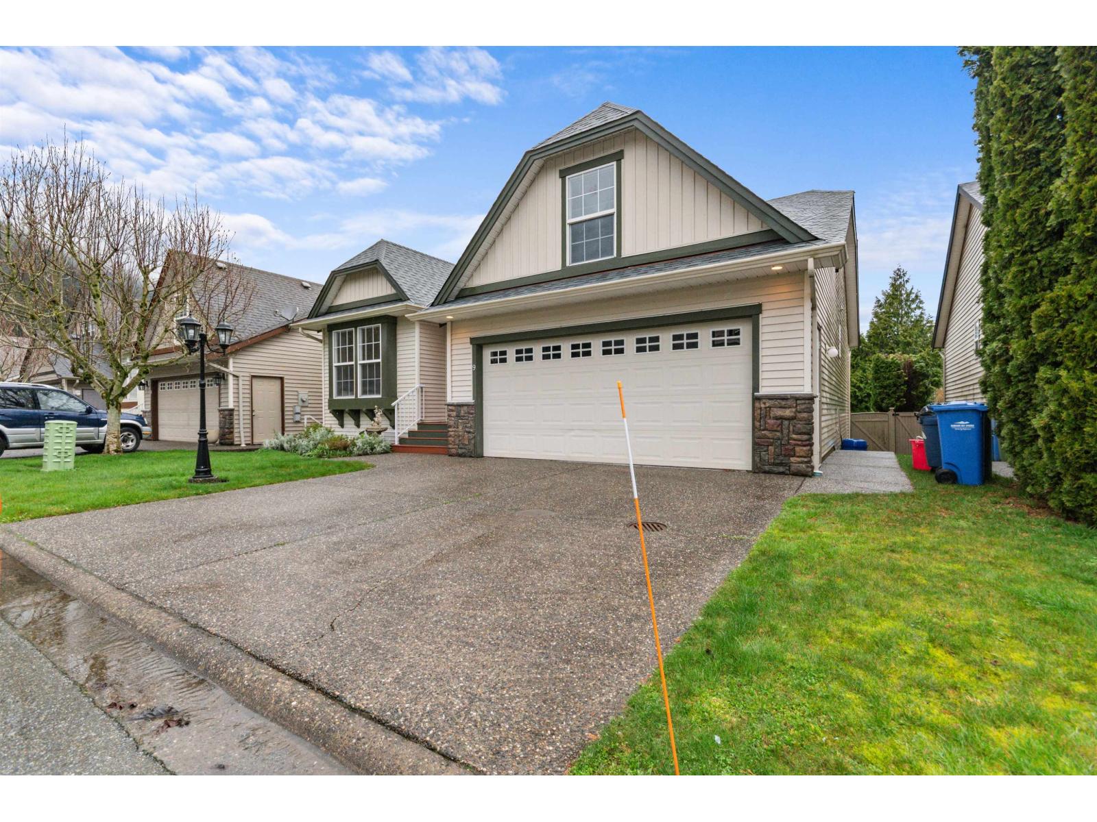 9 349 WALNUT AVENUE, Harrison Hot Springs, Harrison Hot Springs