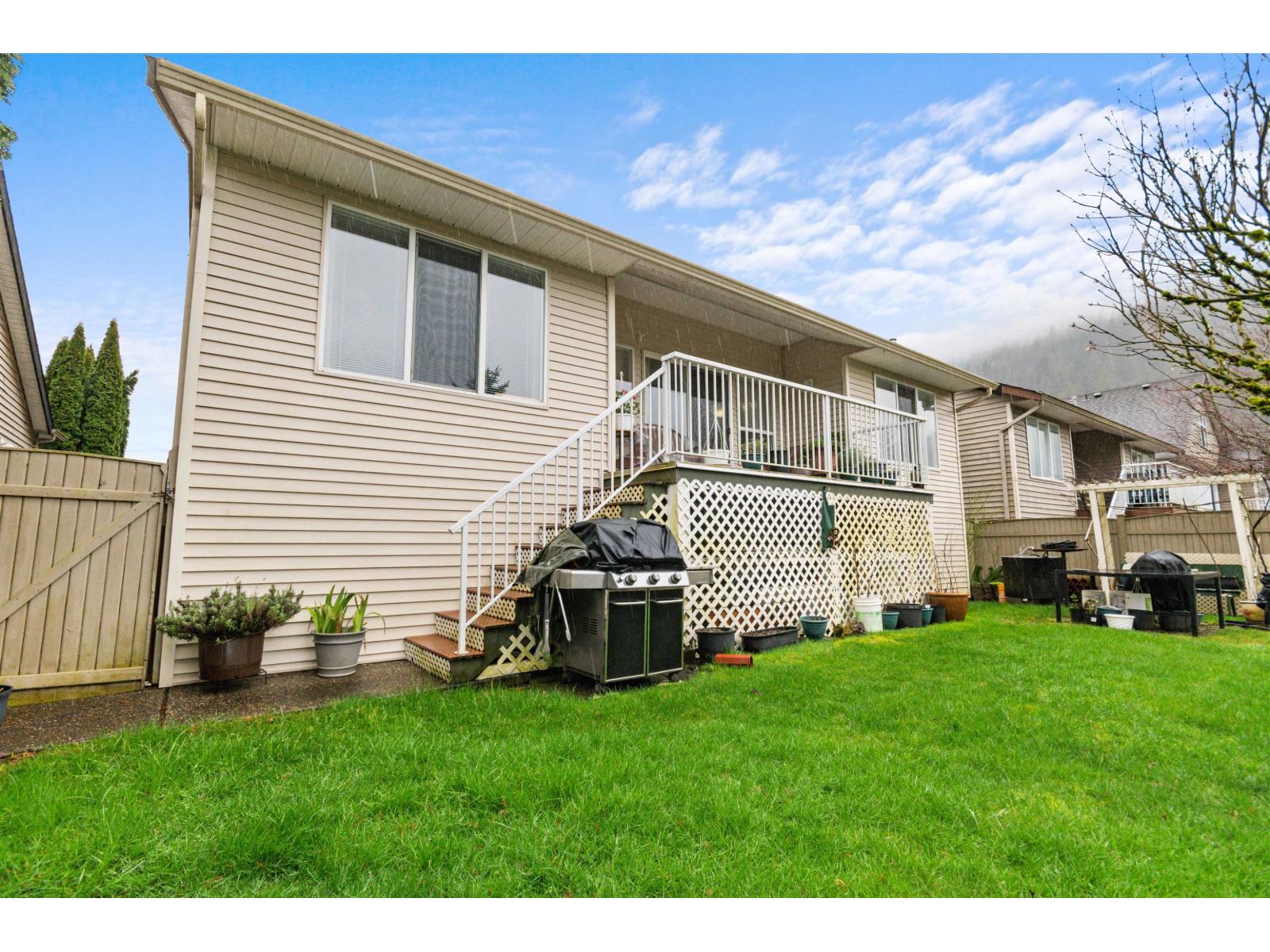 9 349 WALNUT AVENUE, Harrison Hot Springs, Harrison Hot Springs