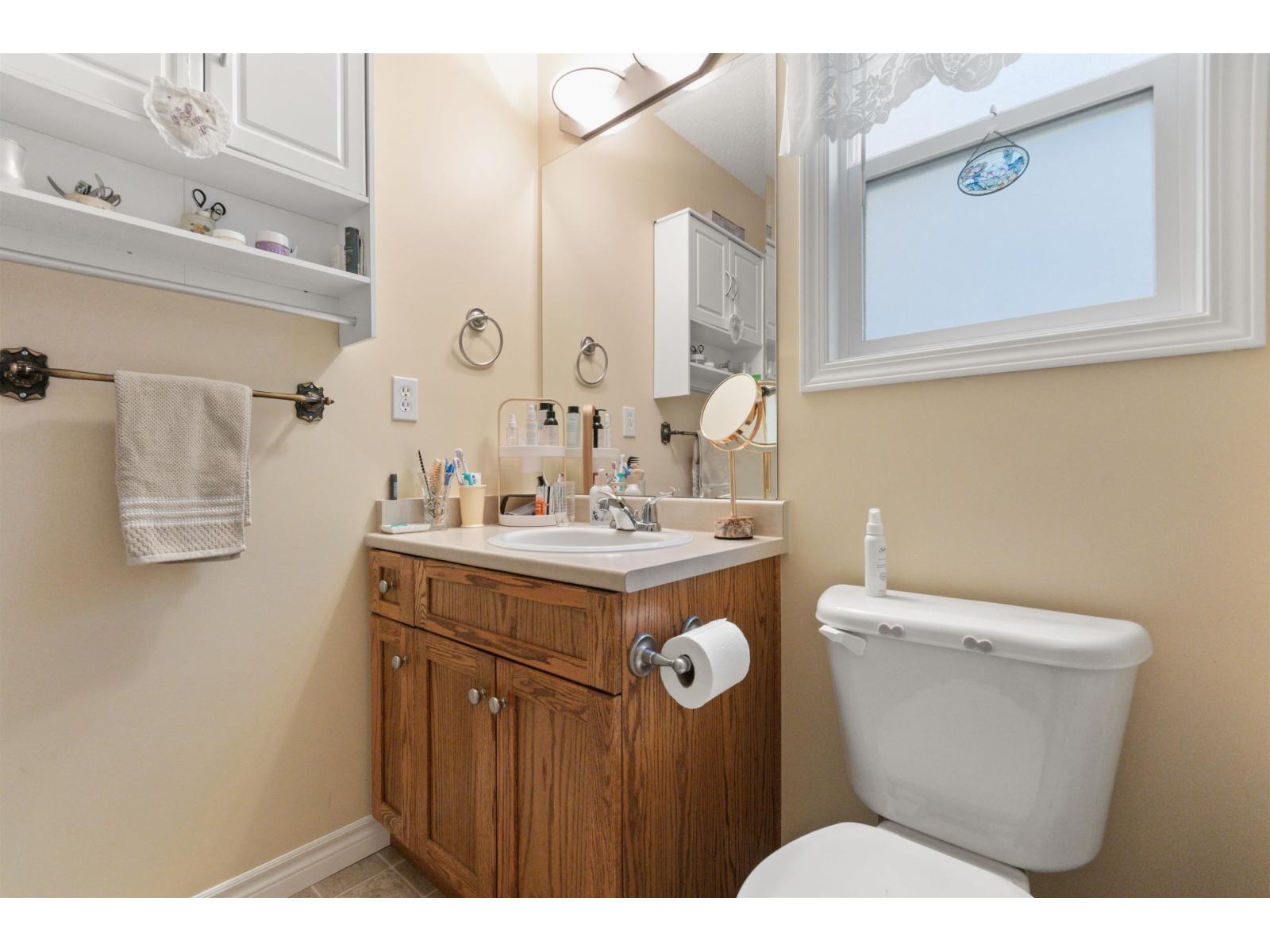 9 349 WALNUT AVENUE, Harrison Hot Springs, Harrison Hot Springs