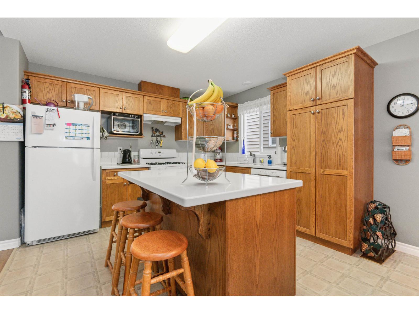 9 349 WALNUT AVENUE, Harrison Hot Springs, Harrison Hot Springs